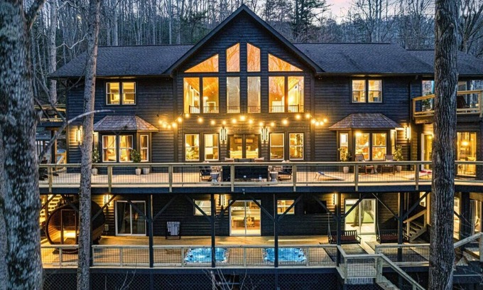 Asheville Casa | 7k sq ft Mountain Estate -The Most Epic Experience