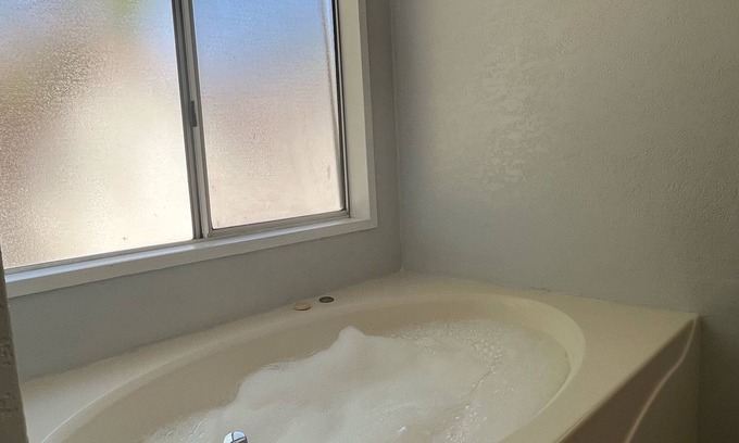 Three Rivers Casa | 8.4 MILES from Sequoia National Park