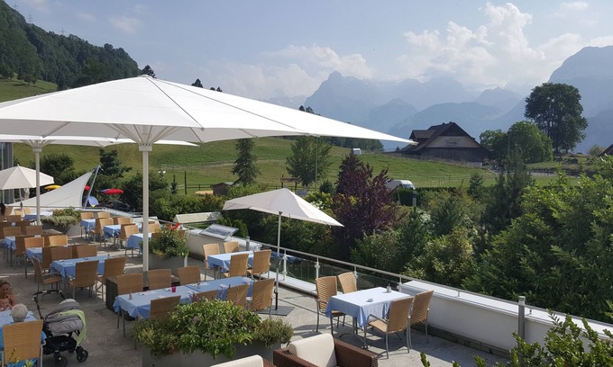 Ruetli Apartamento | 8-person apartment in the holiday park Landal Vierwaldstättersee