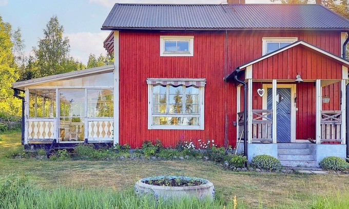 Husum Casa | 8 person holiday home in Husum