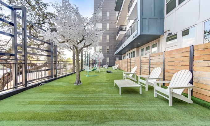 Washington Ave./ Memorial Park Apartamento | 83 WalkScore - Downtown - Fast Wifi -Monthly stay