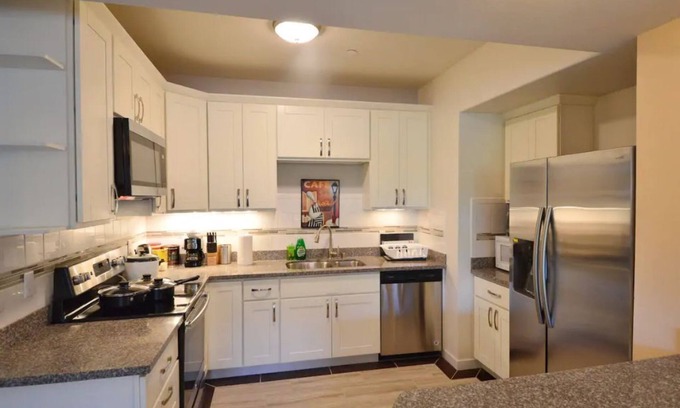 Paradise Valley Apartamento | 8401 - New, safe 7min to SFO spacious 2bd 2.5 ba. condo, pleasant atmosphere
