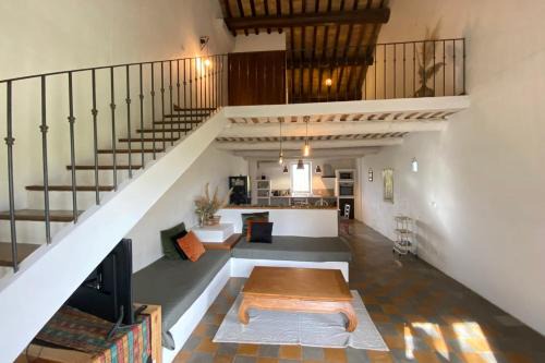 Althen-des-Paluds Apartamento | 84B6 - Loft in charming 18th century farmhouse