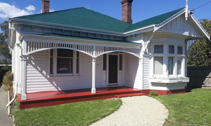 Newstead Casa | 89 Elphin Road Launceston