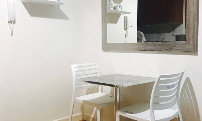 Barangay 670 Apartamento | 8Adriatico2 Estudio de lujo contemporáneo