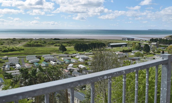 Pendine Cabaña | 9 habitaciones alojamiento en Pendine, cerca de Laugharne