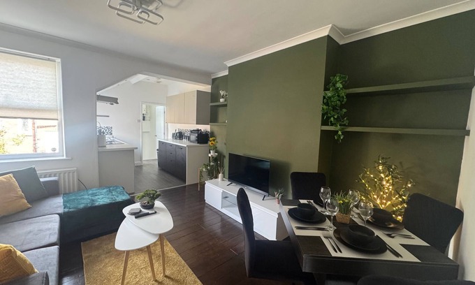 Newcastle-upon-Tyne Apartamento | 9 Guests - Free Parking - Cozy 3 Bedrooms