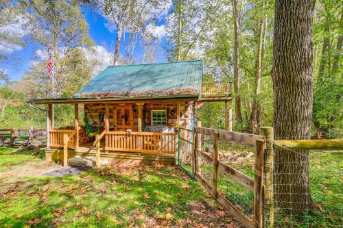 Tannersville Casa | 9 Mi to Creeper Trail Woodsy Abingdon Cabin