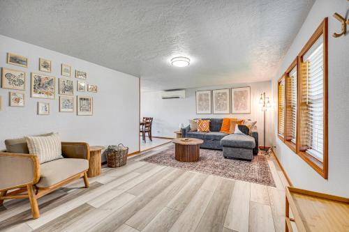 George Casa | 9 Mi to The Gorge Updated Retreat with Yard!