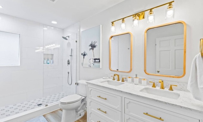 Charleston Casa | 9 Min to Folly Beach | 12 Min to Downtown | Quiet