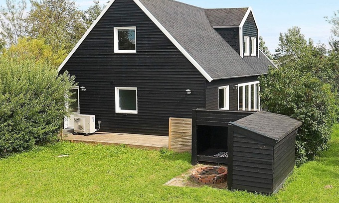 Rodby Casa | 9 person holiday home in Rødby