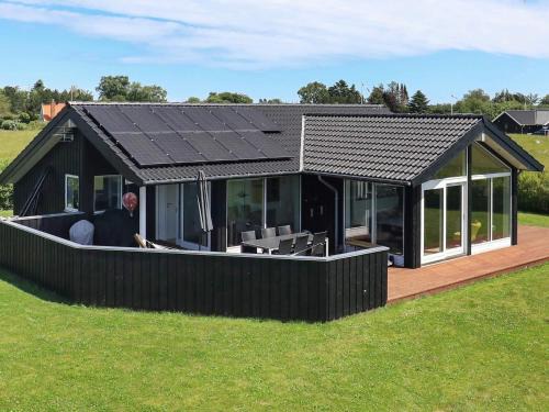 Tørresø Casa | 9 person holiday home in Otterup-By Traum