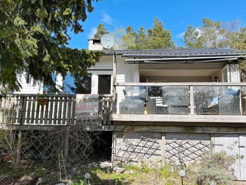 Flemingsberg Casa | 9 person holiday home in HUDDINGE