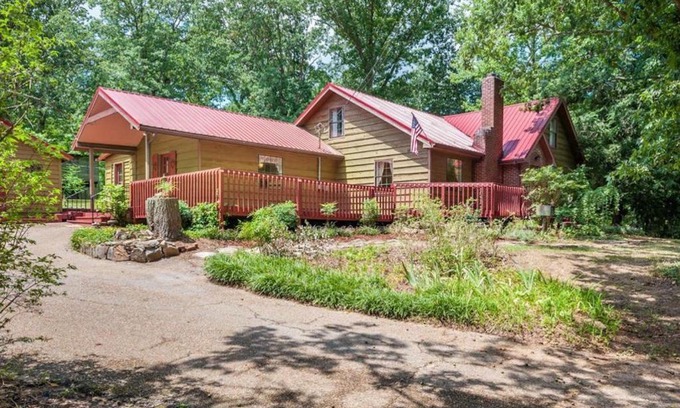 Rising Fawn Casa | 90 Seconds to Cloudland Canyon Park - Lookout Mt