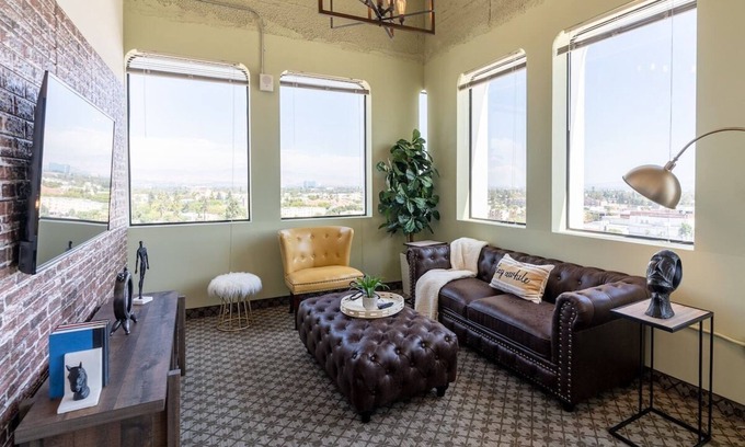 Santa Ana Apartamento | 906 · Stunning Views | Hi-Rise Corner Unit | Near Disney