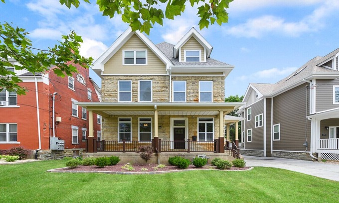 Point Breeze North Apartamento | Free Parking+9Bedrooms+Netflix+BBQ Near Bakery Sq.