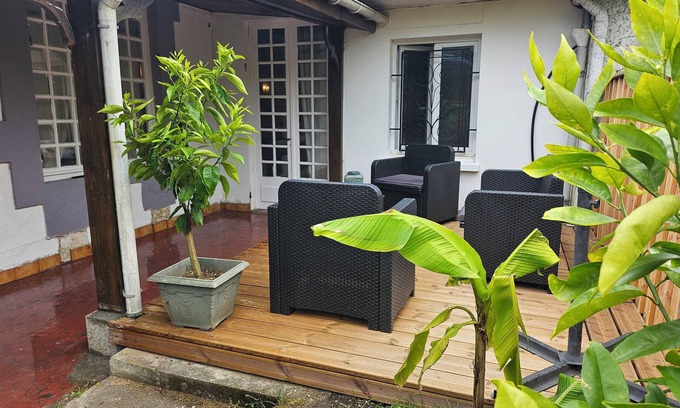 Lesparre-Medoc Casa | A 15 Minutes des Plages, Maison de Ville Avec Petit Jardin Pour 8 Personnes