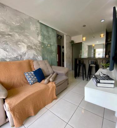 Caruaru Apartamento | A 2,3k do Alto do Moura e a 5,6k para Pátio de Eventos, com Ar, ocupa 4 pessoas