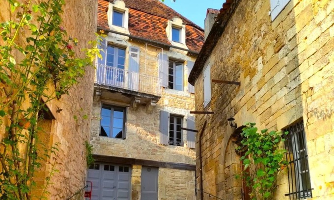 Saint-Cyprien Casa | casa de encanto toda comodidad en el corazón del pueblo medieval de St Cyprien