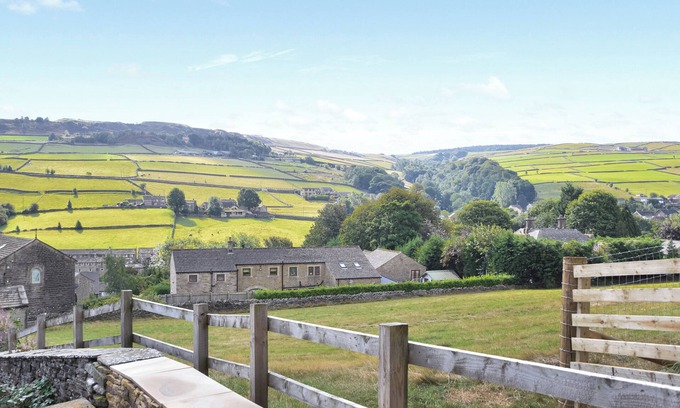 Holmfirth Cabaña | A beautiful rural base around 1. 5 miles from the centre of Holmfirth.