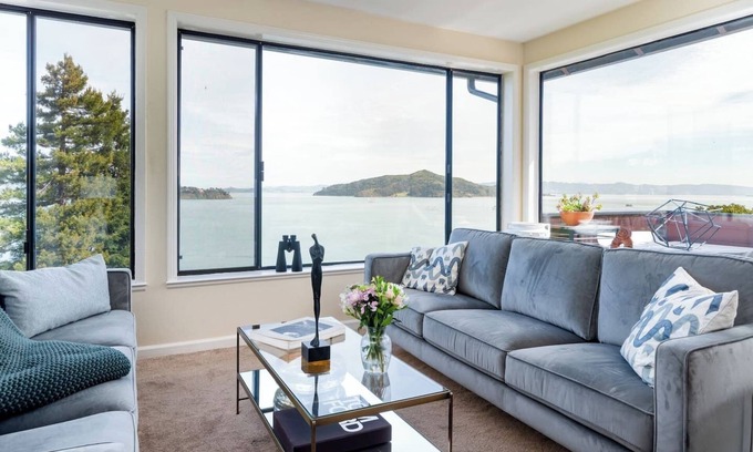 Sausalito Apartamento | Nest SF - A Bird's Eye View, A Blink from the City, A Break in Marin