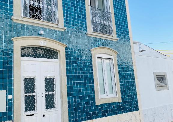 Santa Luzia Villa | A Casa Azul