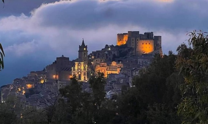 Caccamo Casa | A Casa da Paola