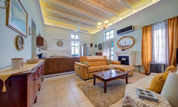 San Gwann Casa | A central authentic Townhouse with Rooftop Bliss