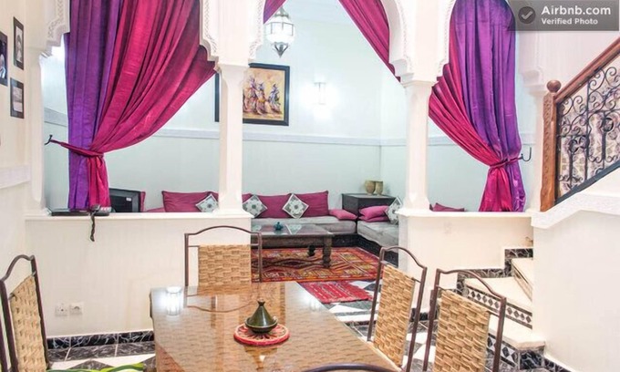 Gueliz Casa | Un Encanto y asequible tradicional marroquí casa / riad