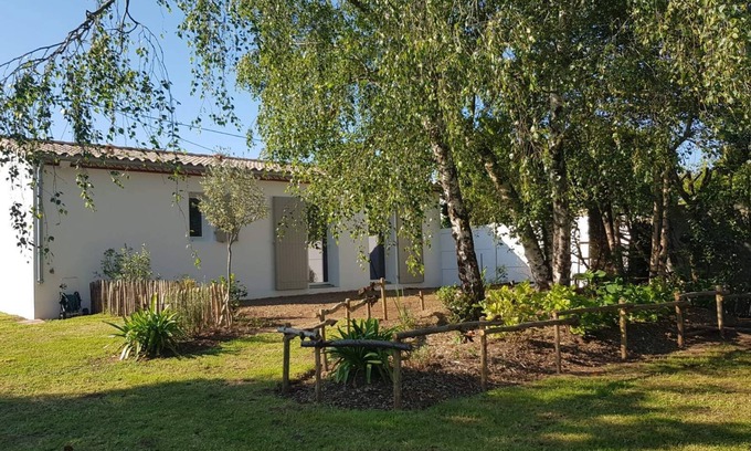 Angles Casa | A charming country house for a quiet vacation