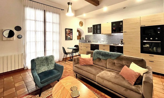 Pezenas Apartamento | Un capullo para dos en el corazón de la antigua Pézenas