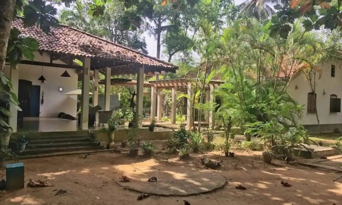 Weligama Casa | A Colonial Bungalow in Weligama!