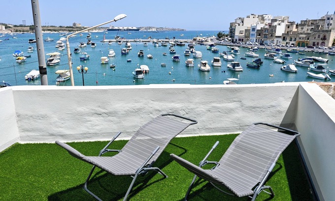Birzebbuga Casa | A Cosy Nest Overlooking The Sea, Birżebbuġa, Malta
