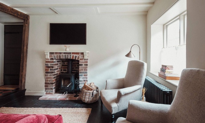 Alfriston Cabaña | A cosy period cottage set in the heart of one of England's most beautiful villages, Alfriston.