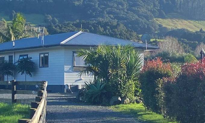 Whangarei Cabaña | Mountain View Cottage