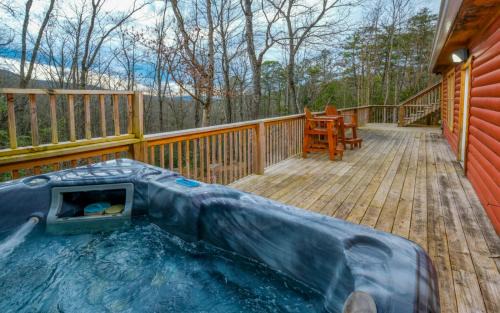 Gatlinburg - Pigeon Forge Villa | A Country Retreat