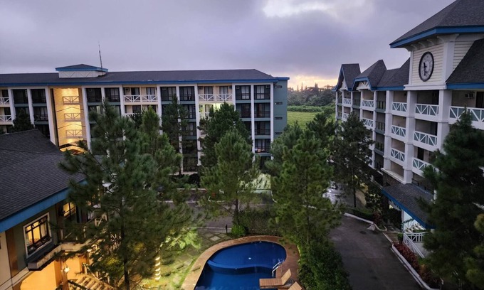 Tagaytay Condominio | A Danish design Staycation with a very good ambiance, quiet and relaxing place.