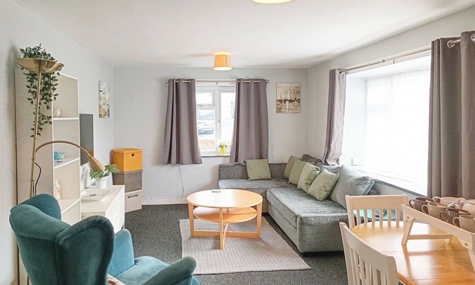 Cemaes Bay Cabaña | Alojamiento de 2 habitaciones en Cemaes Bay