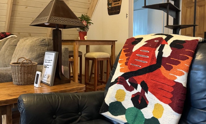 Newland Cabina | A-frame Blue Ridge Parkway Cabin - Pet Friendly