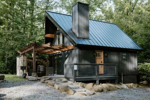 Pittman Center Casa | A-Frame Home - Cozy and Modern - Smoky Cottage