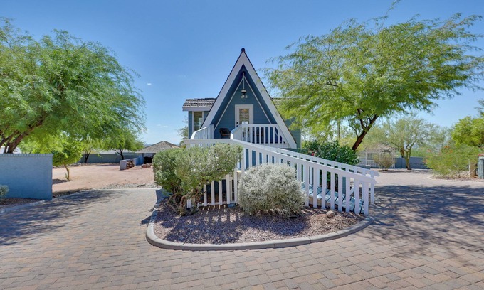 Apache Junction Casa | A-Frame w/ Patio & Mtn Views: Arizona Retreat
