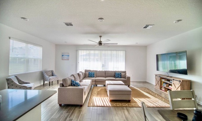 St. Cloud Casa | A Getaway Home in The Clouds