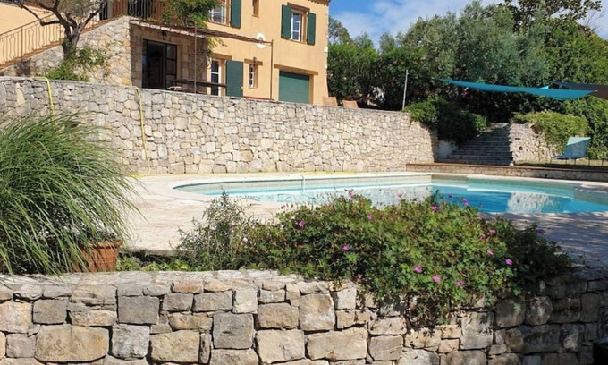 Tourrettes Casa | A green setting between sea and mountains