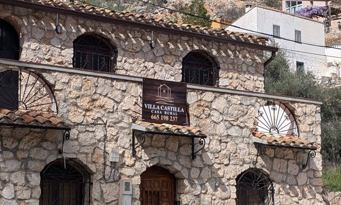 Alcala del Jucar Casa | Refugio de paz en el corazón de la naturaleza. Ideal para familias con mascota