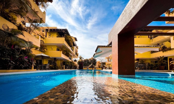 Ixtapa - Zihuatanejo Condominio | Hermosa escapada romántica en Sunny La Ropa Beach, Zihuatanejo México