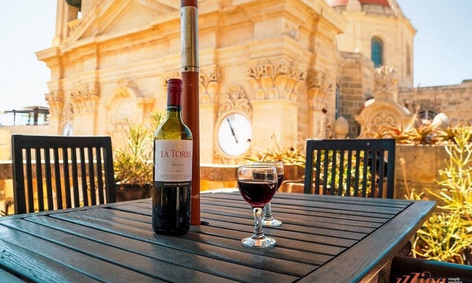 Victoria Apartamento | A Holiday Home Duplex in a Gozo Village Square