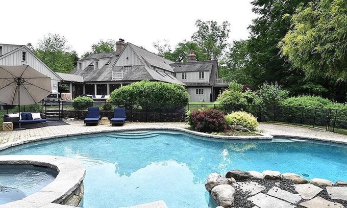 Norwalk Casa | A home away from home, close to downtown and the beach.