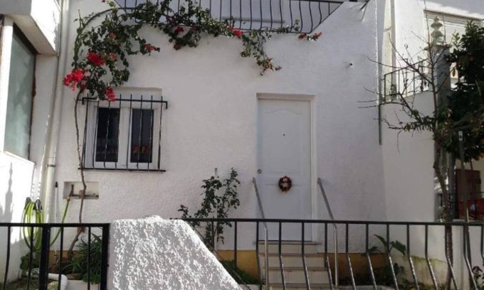Avis Casa | A House just for you.
