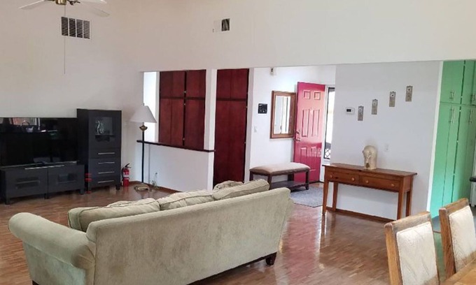 Davis Casa | A house with everything you need in it