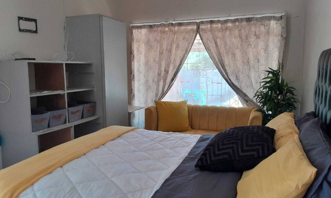 Lyttelton Manor Apartamento | A Humble abode that is Cozy in Centurion